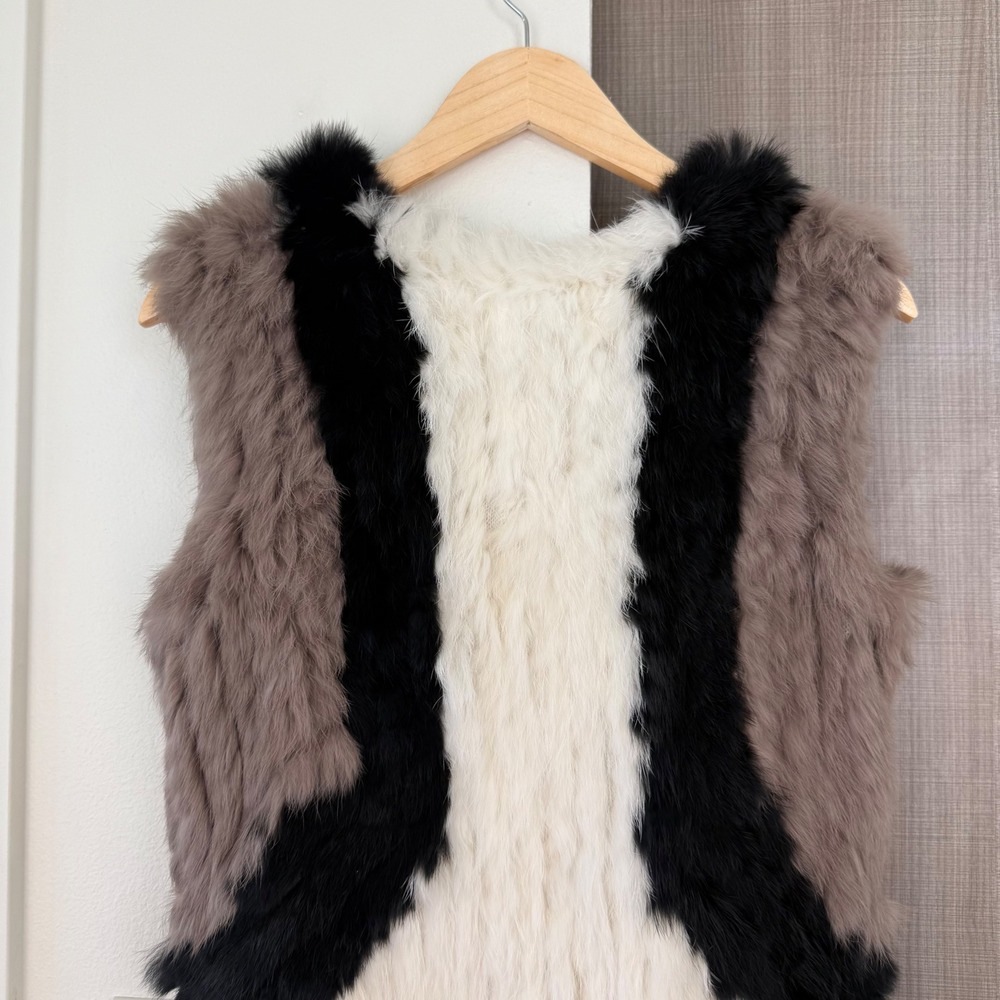 NEW ELLIATT Multicolor Rabbit Fur Colorblock Vest Size Small - Picture 10 of 13